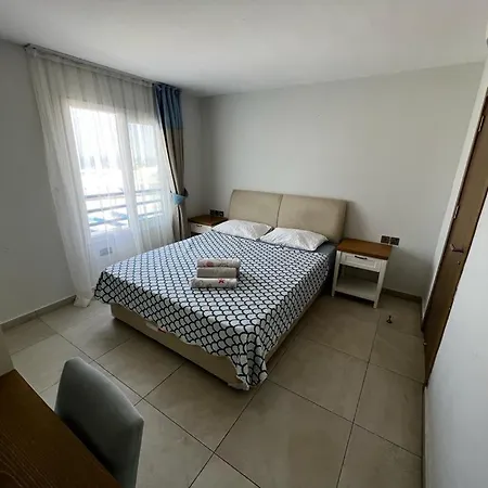 Site Ici Havuzlu Daire- Apartamento *