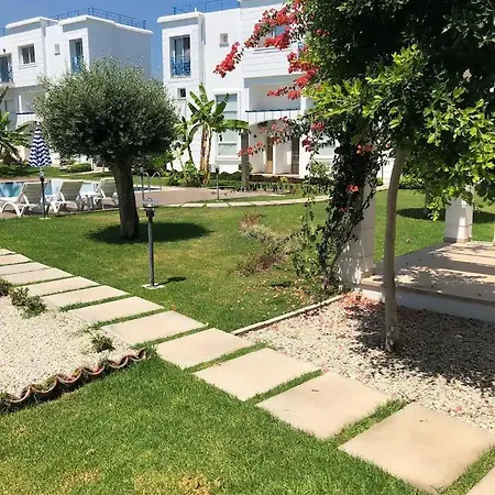 Site Ici Havuzlu Daire- Elea